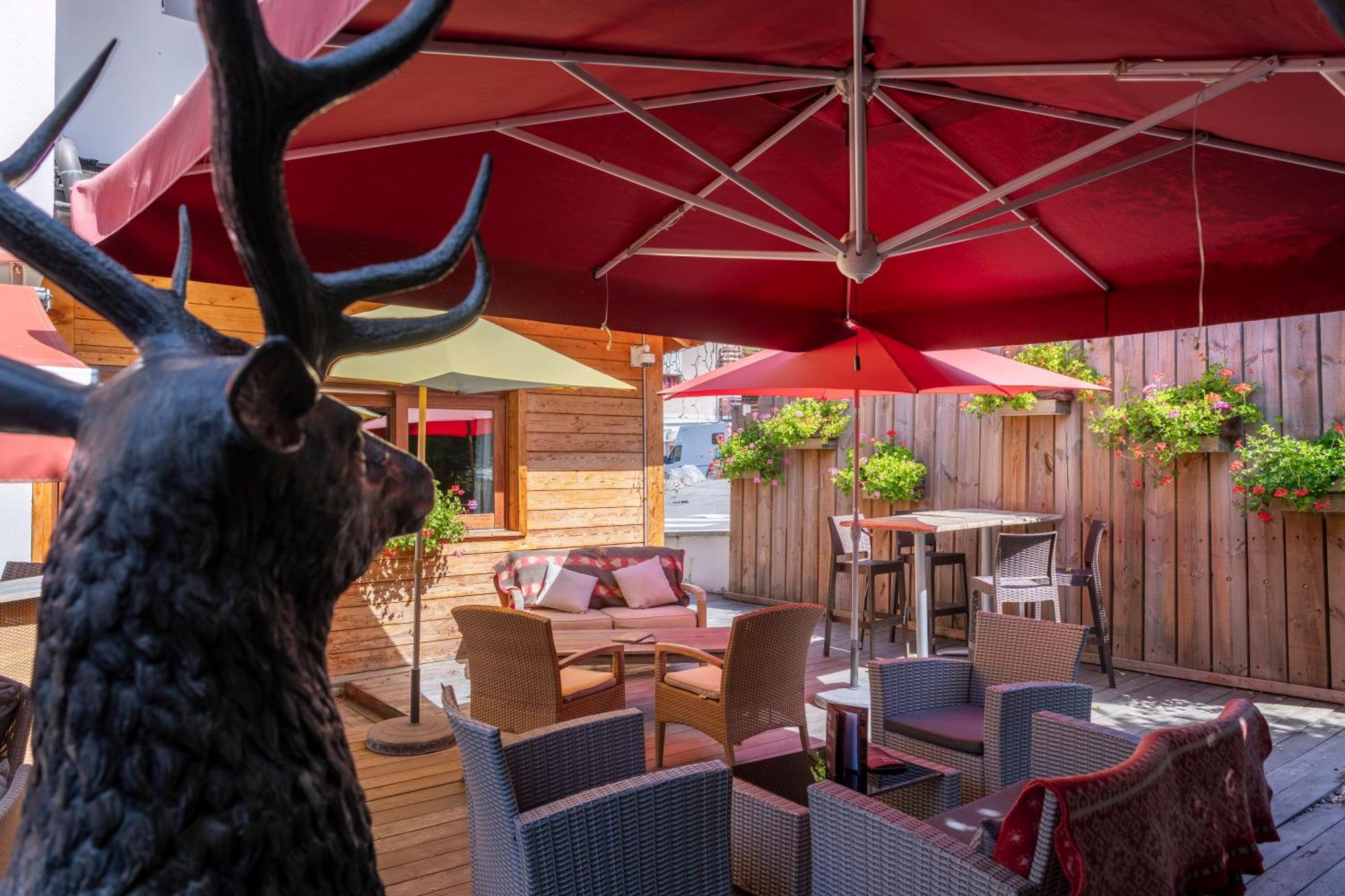 Hotel Macchi Restaurant & Spa Chatel Exterior photo