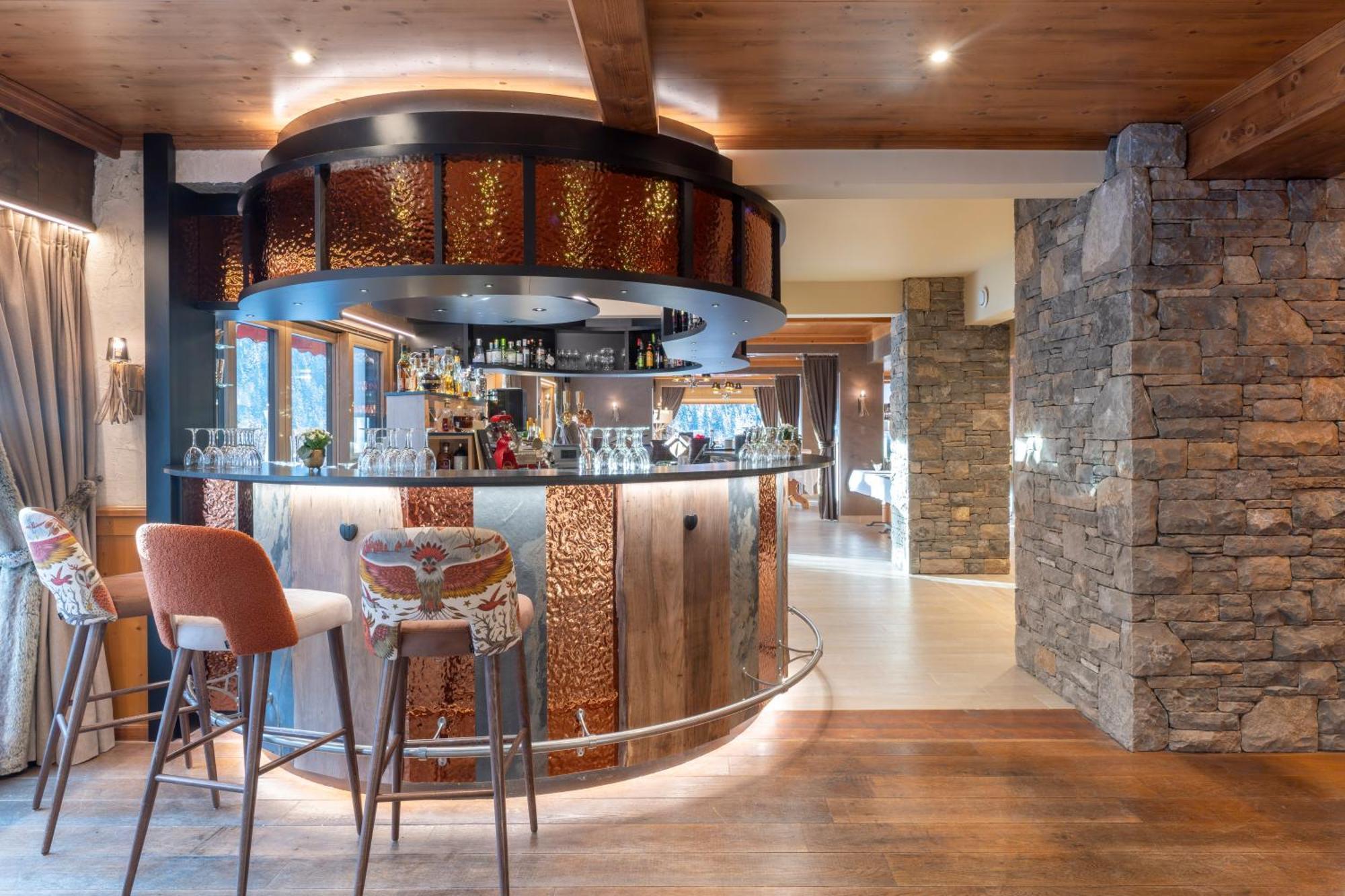 Hotel Macchi Restaurant & Spa Chatel Exterior photo