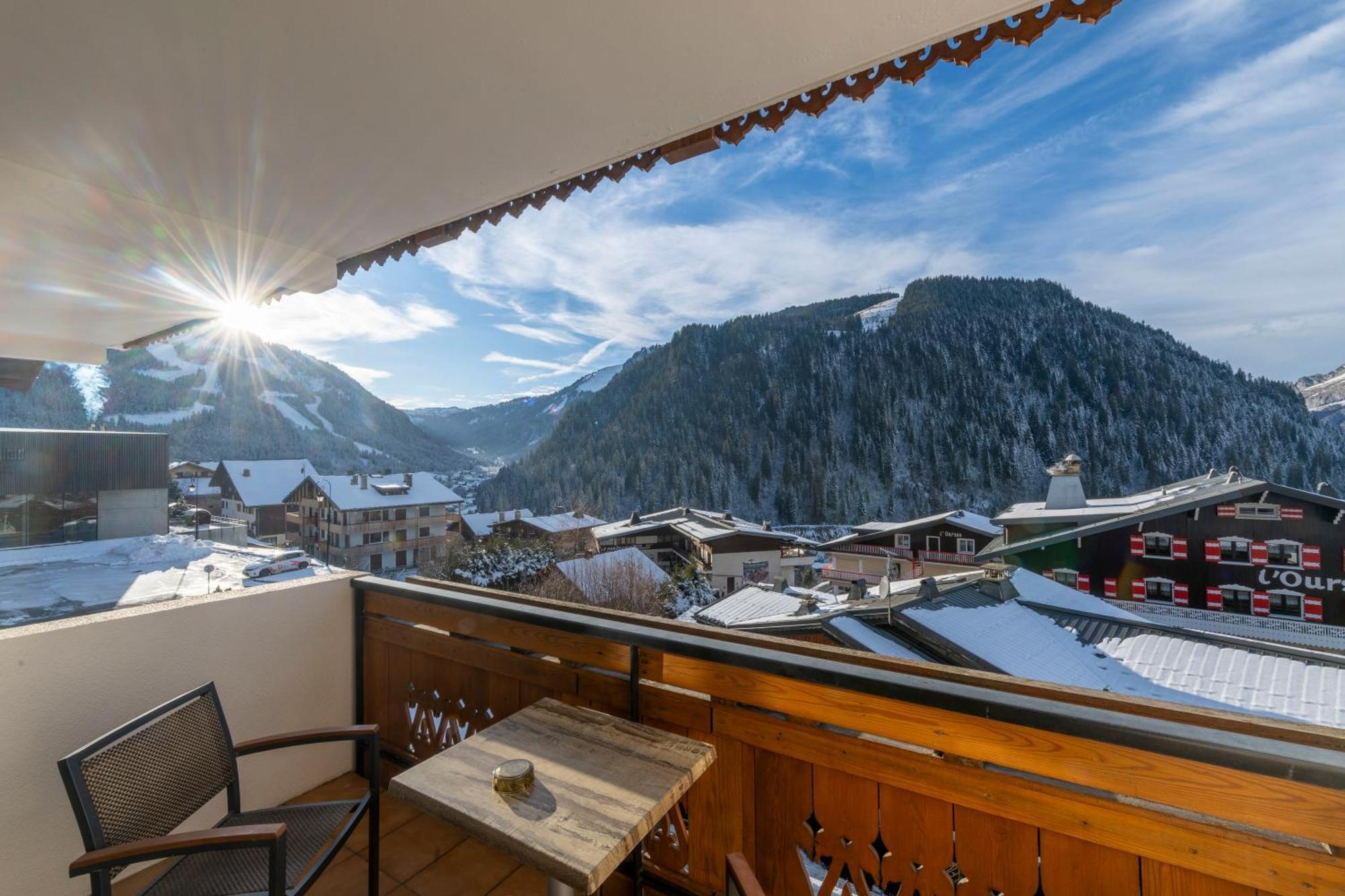 Hotel Macchi Restaurant & Spa Chatel Exterior photo